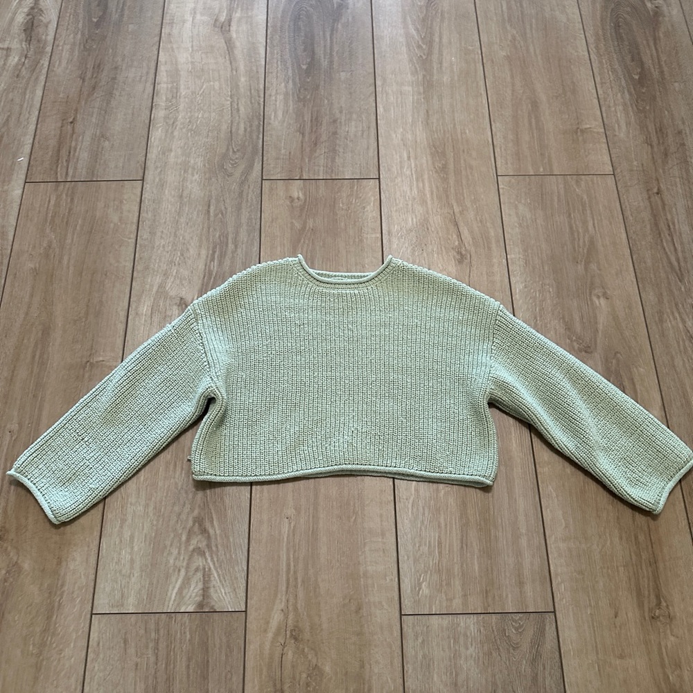 ZARA kids knitted cropped sweater.
